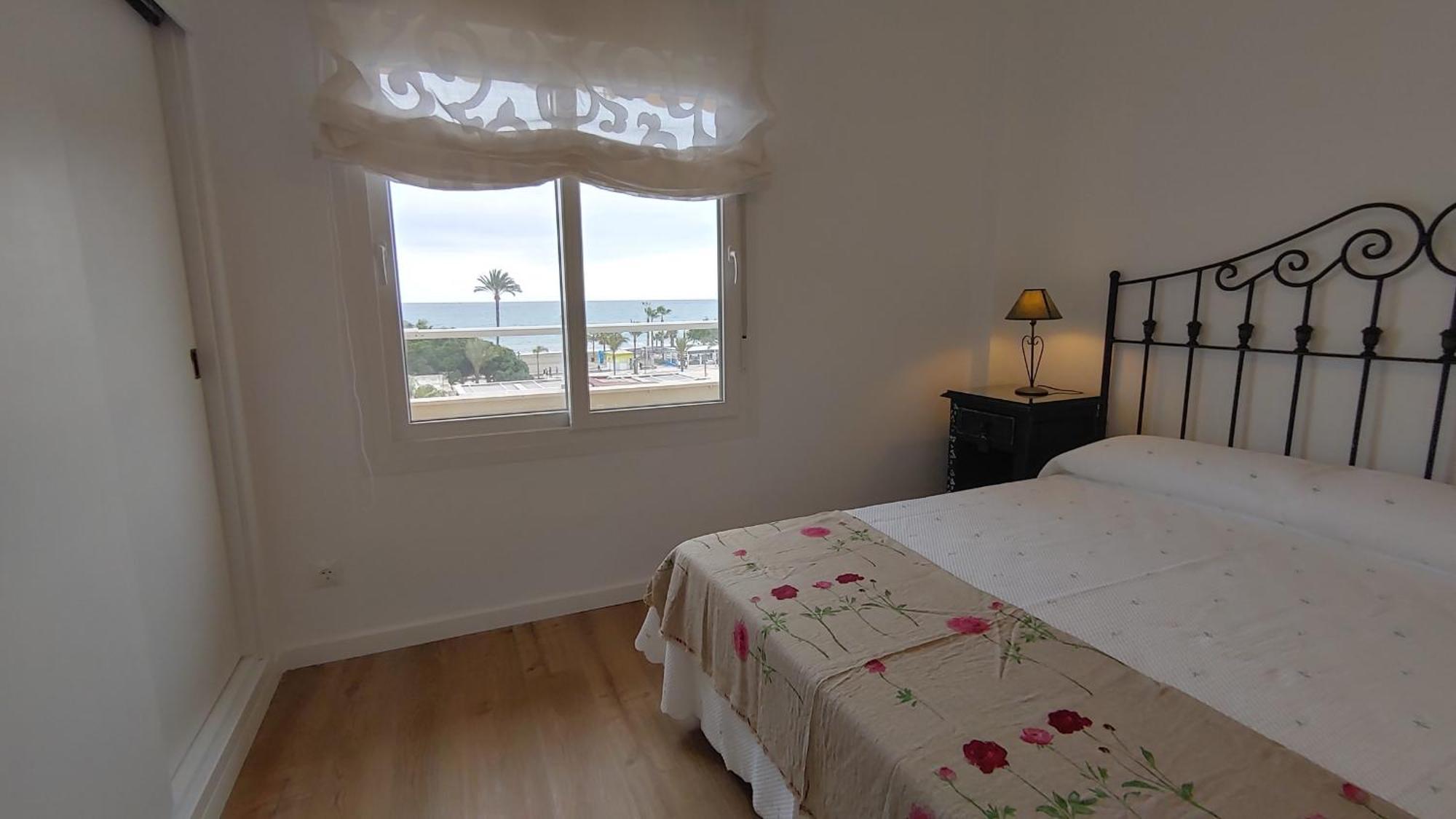 Precioso Apartamento Frente A La Playa Торре-дель-Мар Экстерьер фото